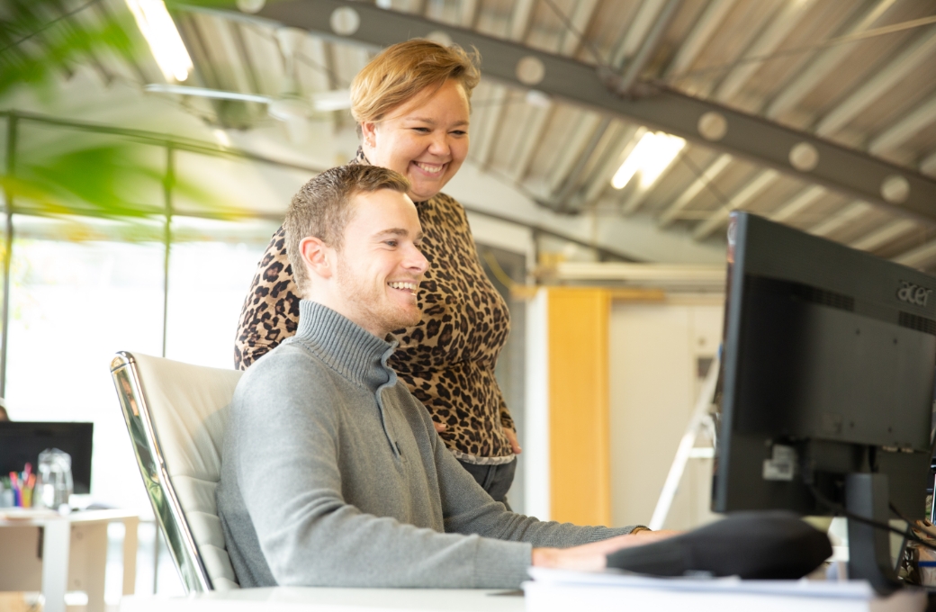 Teamarbeit bei der Arbeit mit einem Steuerberater