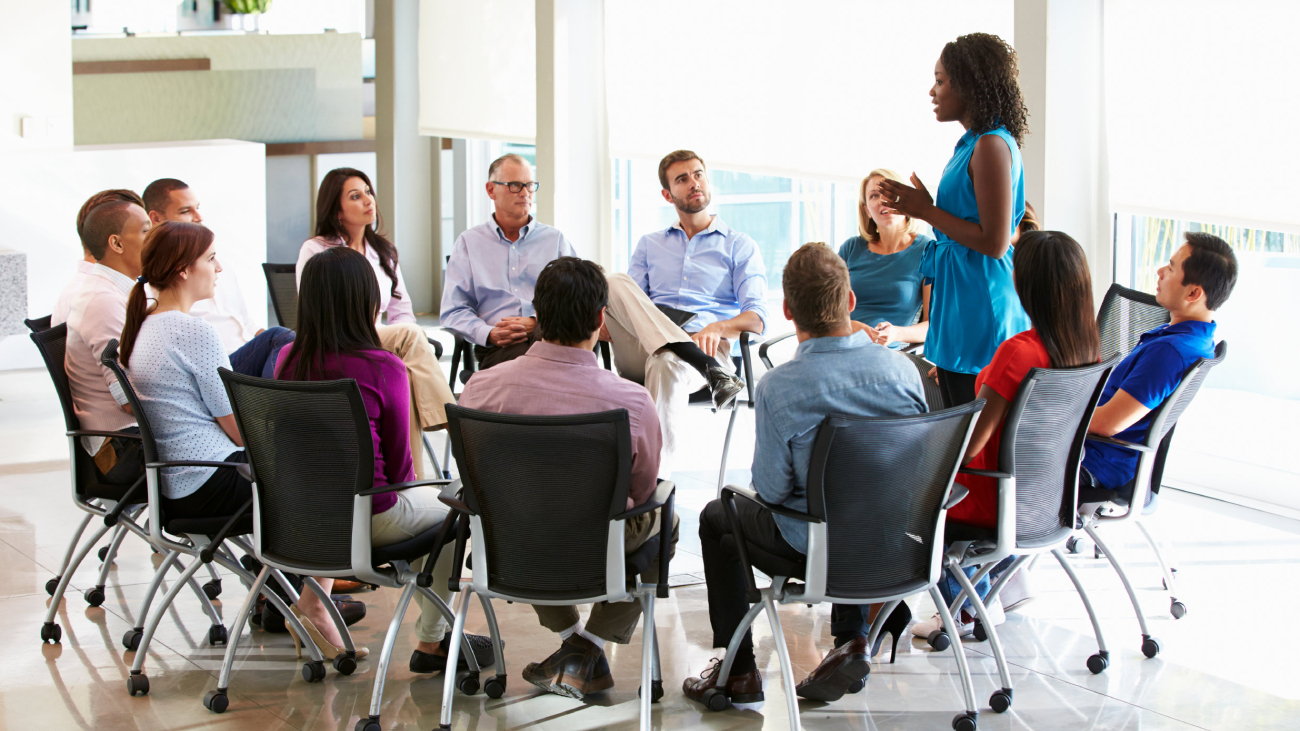 Gruppendiskussion zur Lohnabrechnung in Berlin